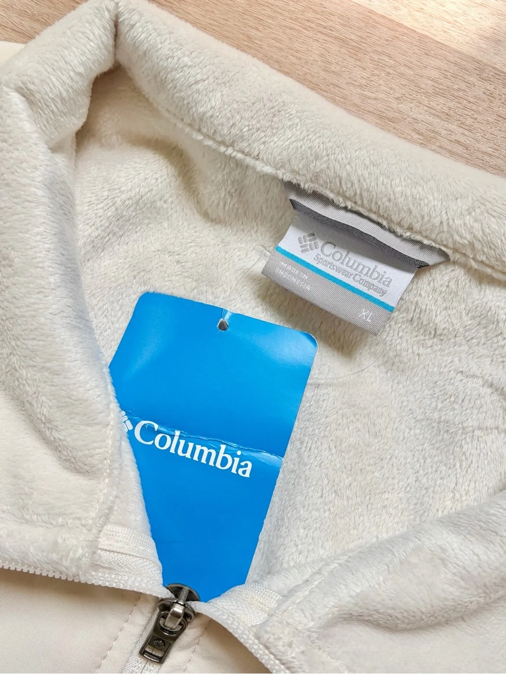 NWT Columbia Women’s  Herald Square Cream White Softshell Jacket Size XL